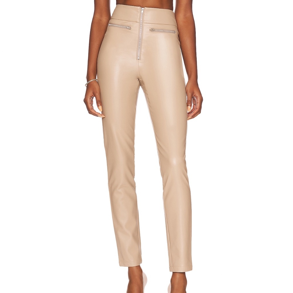 Superdown Adonia Zipper Front Pant in Taupe